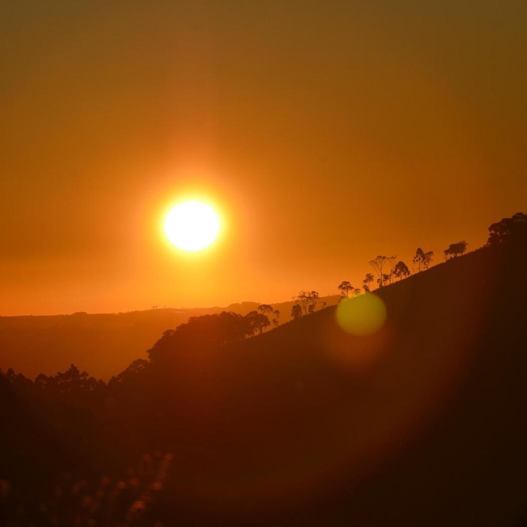 Chales Por Do Sol Гонсалвис Номер фото